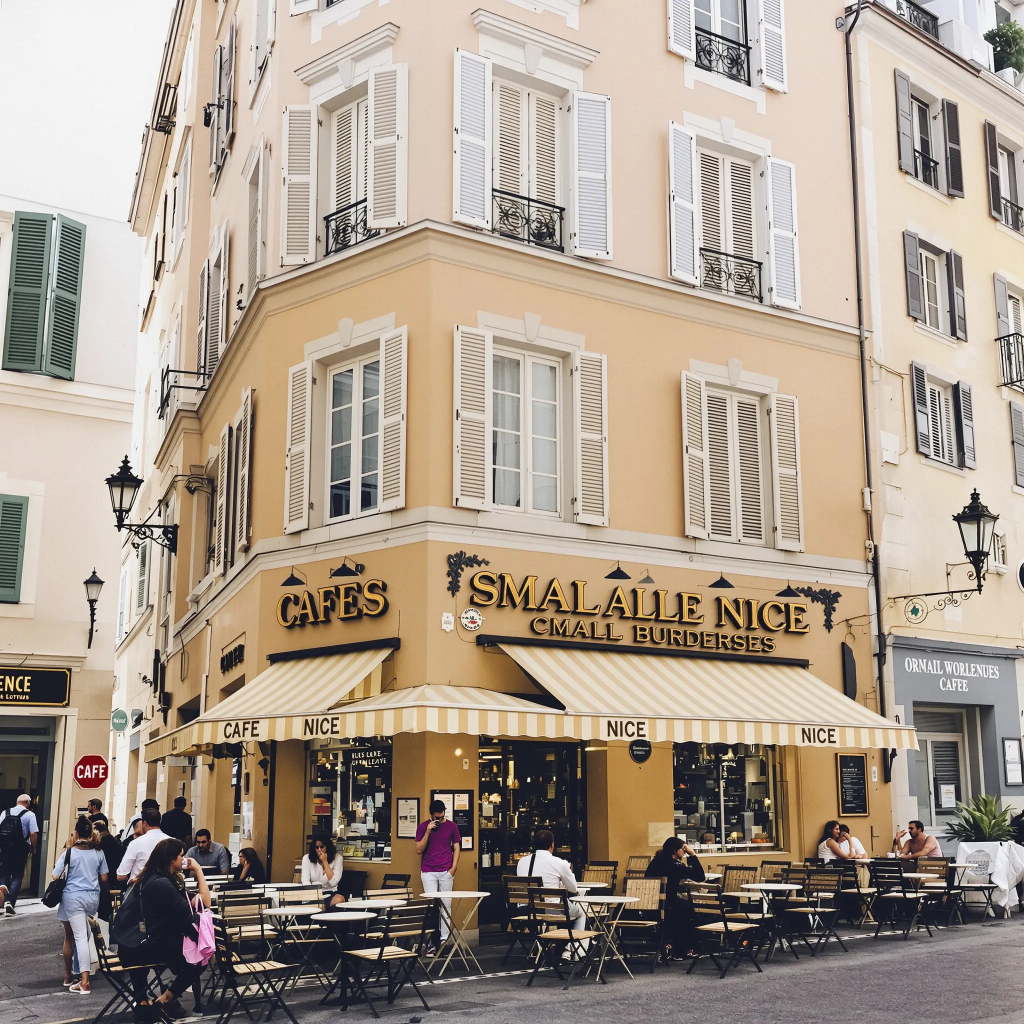 Pourquoi choisir un site web gratuit pour votre TPE à Nice ?